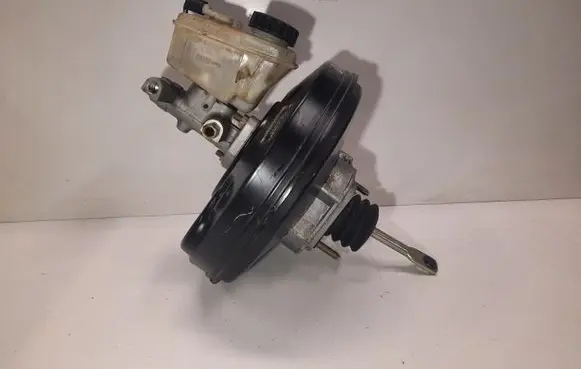 BMW 3 E46 Brake booster 6753008B