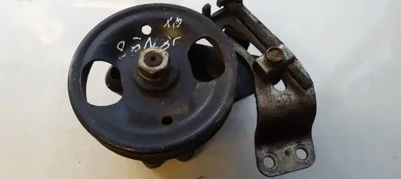 Nissan Primera Power steering pump 4911040u15 89243165