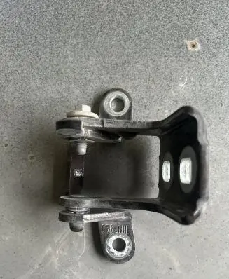 Opel Insignia A Rear door upper hinge ES03A046574 0686
