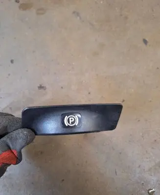 Mercedes-Benz E W211 Hand brake release handle 2114270020