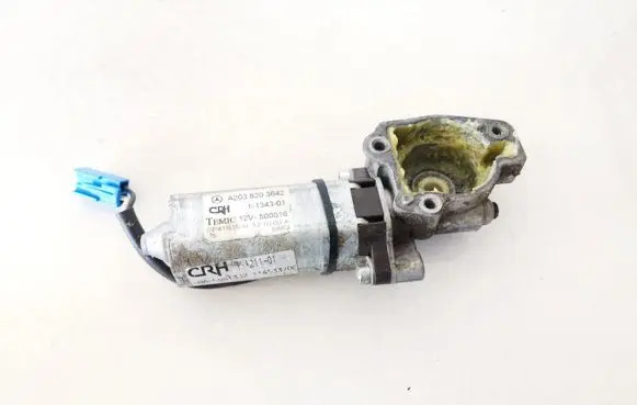 Mercedes-Benz C W203 Seat adjustment motor a2038203642 1-1343-01
