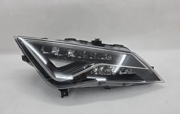 Seat Leon (5F) Headlight/headlamp 5F1941008J