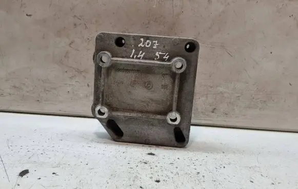 Peugeot 207 Engine mounting bracket 9656881780