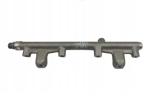 Skoda Octavia Mk4 Fuel main line pipe 06N133317A