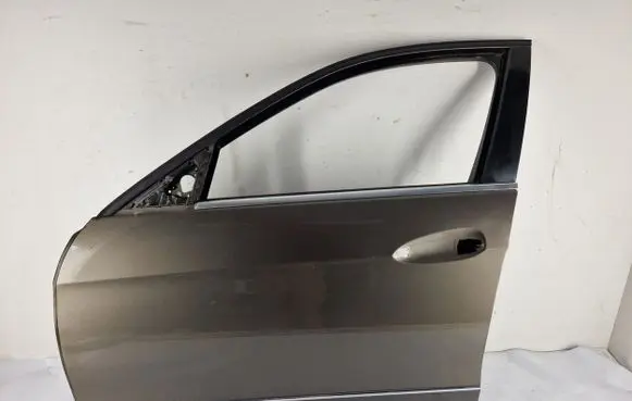 Mercedes-Benz E W212 Front door