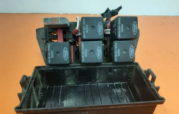 Ford Freestar Fuse box set