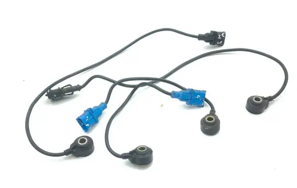 Maserati Quattroporte Detonation knock sensor 0261231167 0261231166