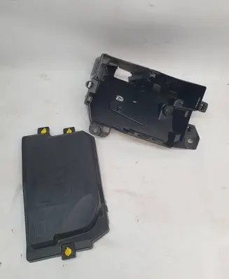 Renault Arkana Fuse box set 284B09196R 284B07880R