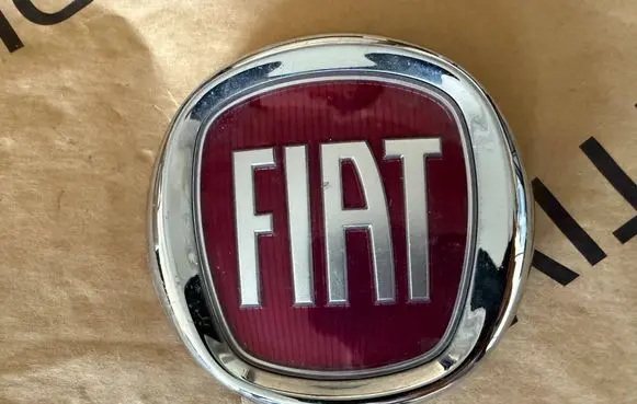 Fiat Panda III Manufacturer badge logo/emblem 0735565897