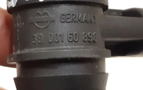 Volkswagen PASSAT B5.5 Sensor 3900160898 1J0906391B