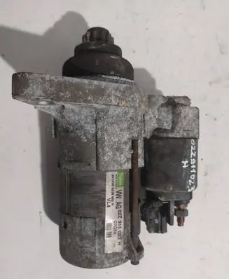 Volkswagen PASSAT B6 Starter motor 02Z911023H 2012050236