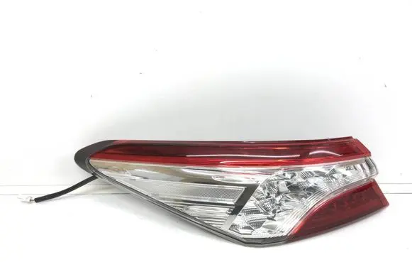 Toyota Camry VIII XV70 Rear/tail lights