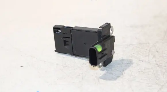 Toyota C-HR I Mass air flow meter 2220475030