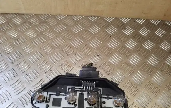 Tail light part