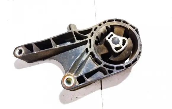 Opel Insignia A Engine mount bracket 13227762