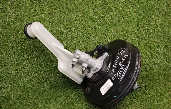 Ford Fusion II Brake booster GCV9A