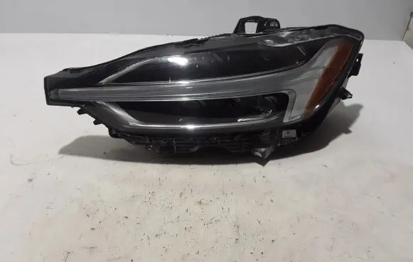 Volvo XC60 Headlight/headlamp 31655237