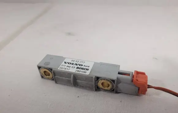 Volvo XC70 Airbag deployment crash/impact sensor 9452777 280106 007817