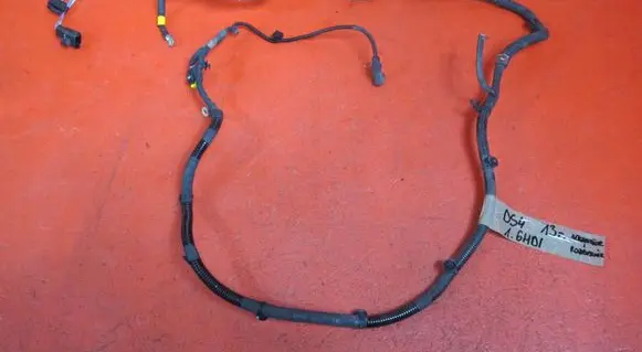 Citroen DS4 Engine installation wiring loom 9673369480