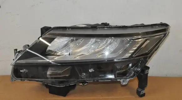 Mitsubishi ASX Headlight/headlamp 8301D481 78808810 20200325215257