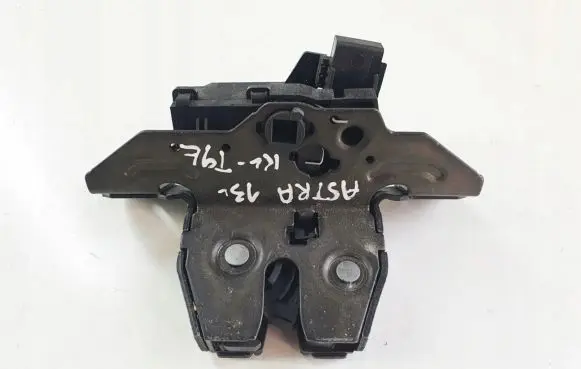 Opel Astra J Tailgate/trunk/boot lock/catch/latch