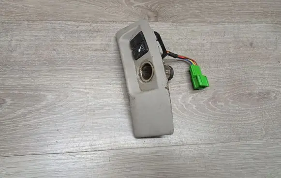 Volvo V50 ESP (stability program) switch 8686026 8691530