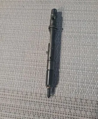 Audi A6 S6 C5 4B Fuel injector 059130201G