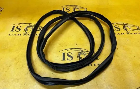 Audi A8 S8 D4 4H Front door rubber seal 4H0837911