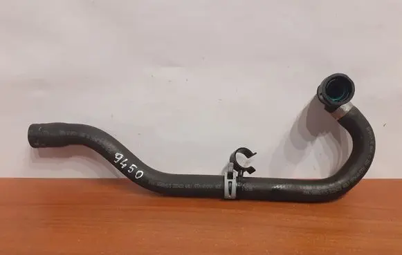 Volvo XC40 Engine coolant pipe/hose 32224231 8888809575