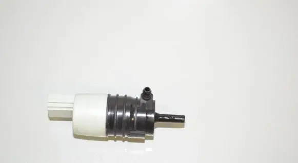 BMW 5 G30 G31 Windscreen/windshield washer pump 7298309 67127298309