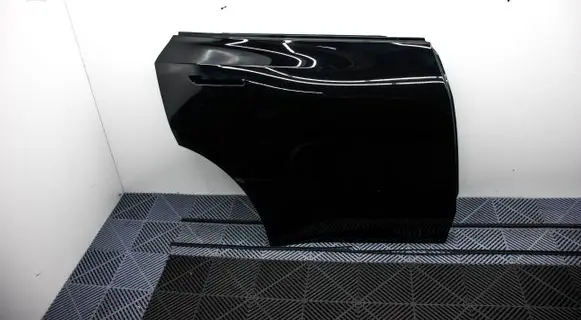 Rear door