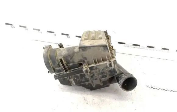 Volkswagen PASSAT B6 Air filter box 3C0129607AG 1K0183B 3C0129620A