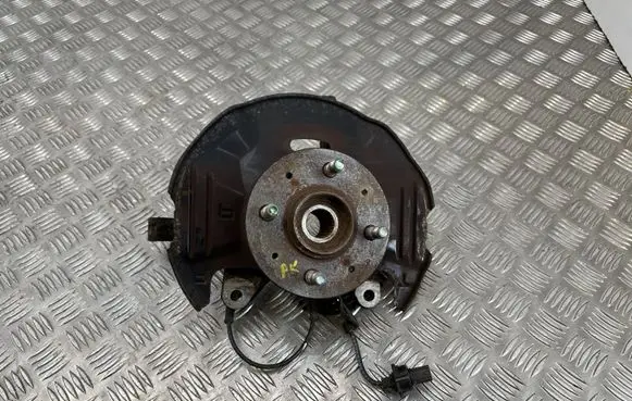 Honda Insight Front wheel hub 