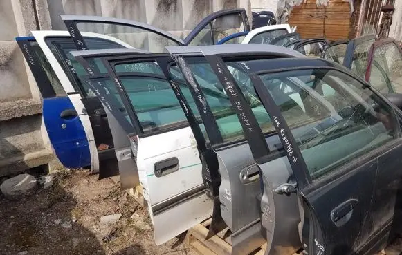 Volvo S40, V40 Front door