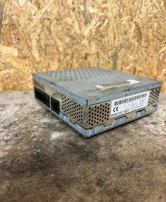 Mercedes-Benz C W203 Sound amplifier A2118271742