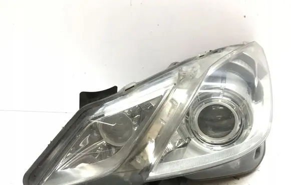 Mercedes-Benz E C207 W207 Headlight/headlamp A2078200159