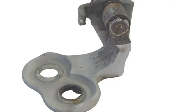 Ford Focus Front door lower hinge 