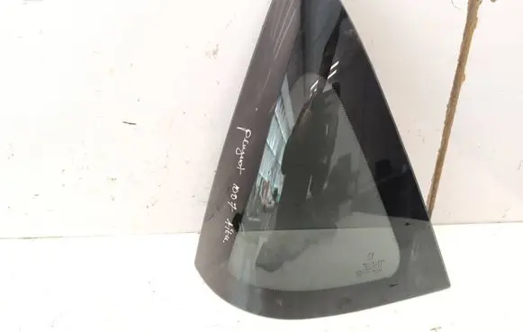 Peugeot 1007 Rear side window 43R002092 AS3 M98