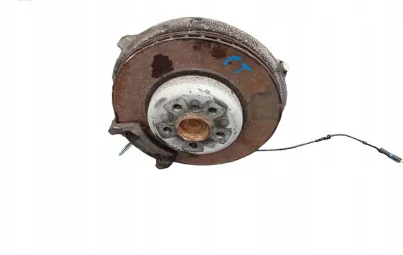 BMW M5 Rear wheel hub