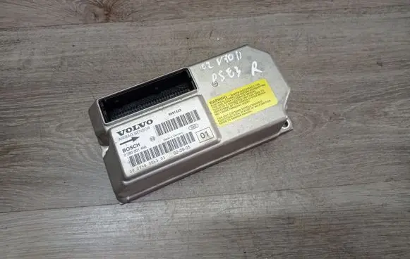 Volvo V70 Airbag control unit/module 0285001456 8651523