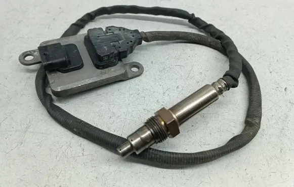 Mercedes-Benz GLC X253 C253 Lambda probe sensor A0009050208 0009050208