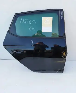 Seat Leon (5F) Rear door