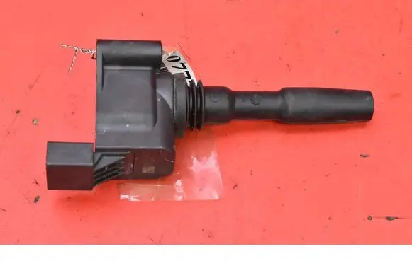 Skoda Octavia Mk3 (5E) High voltage ignition coil 05E905110