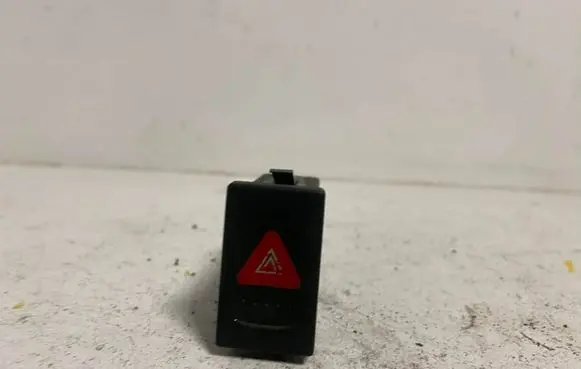 Volkswagen PASSAT B5.5 Hazard light switch 3B0953235B PA66GF30
