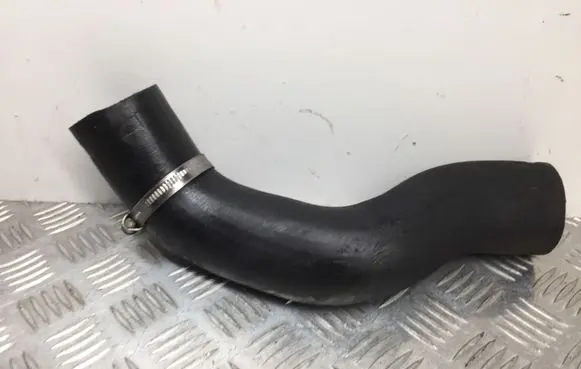 Nissan Navara D40 Intercooler hose/pipe