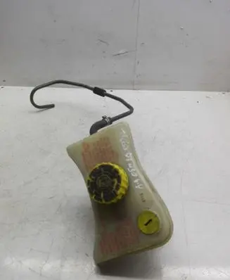 Audi A4 S4 B7 8E 8H Brake fluid reservoir 32067009
