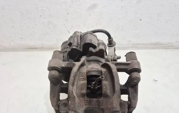 Mini Clubman F54 Rear brake caliper 6426057
