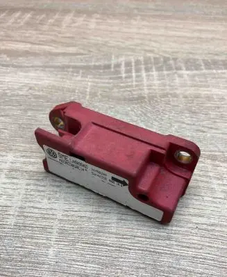 Volkswagen Golf IV Airbag deployment crash/impact sensor IJ0909606D 5WK42350 SME