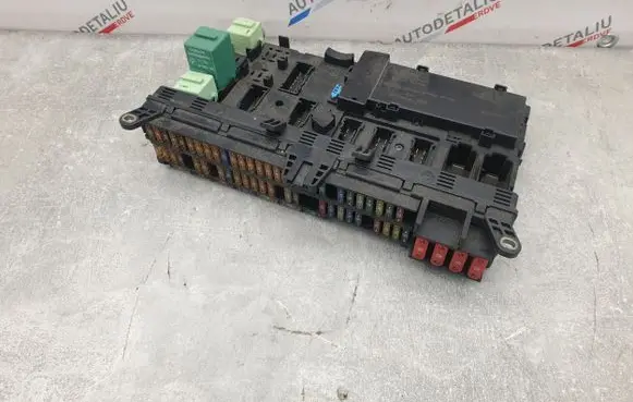 BMW X5 E53 Fuse module 8360407 61138360407 6907395