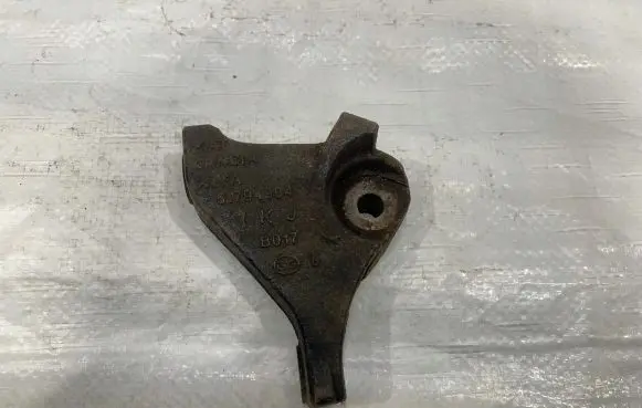 Fiat Bravo Engine mounting bracket 51794984